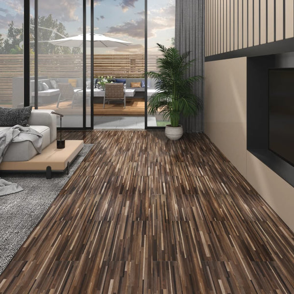 PVC-lattialankut 5,02 m² 2 mm itseliimautuva raidallinen ruskea